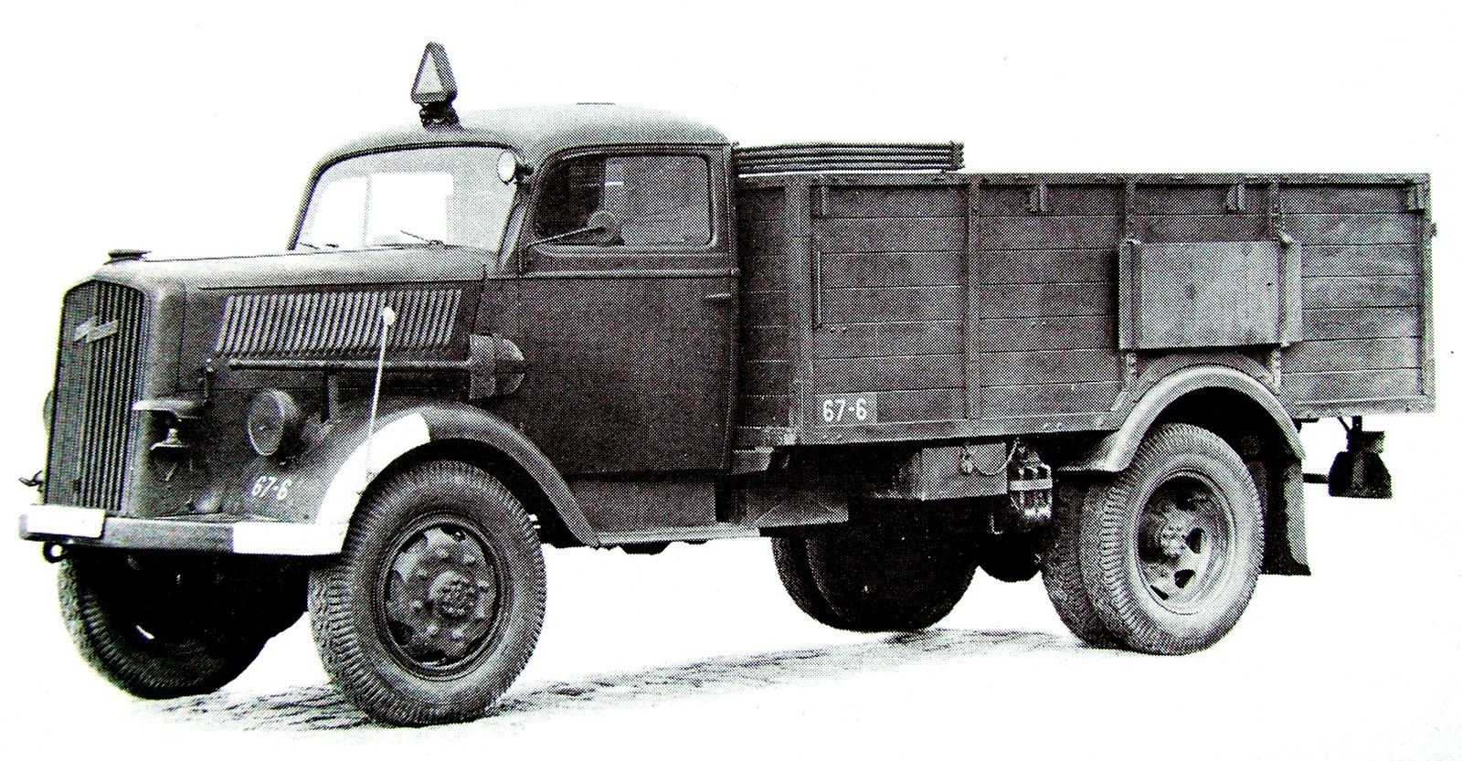 Серийный полноприводный высокобортный автомобиль Opel Blitz 3,6-6700А. 1940-1944 гг.