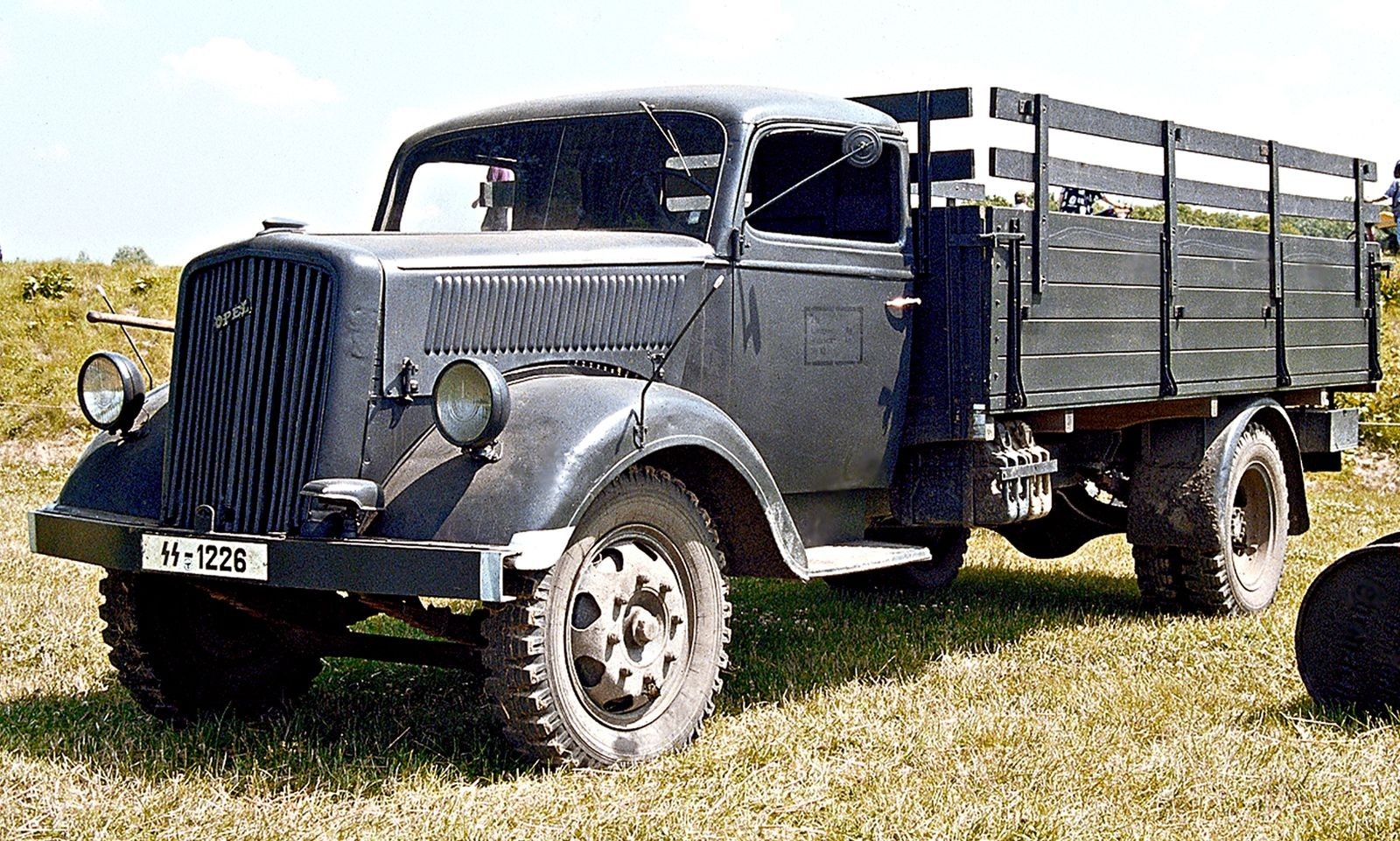 Редкий длиннобазный высокобортный грузовик Opel Blitz 3,6-42 для доставки войск SS